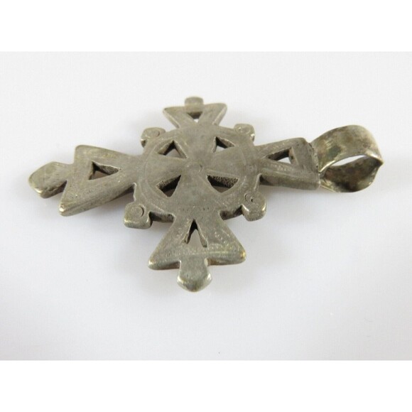 1 7/8" High Celtic Style Coptic Ethiopia Silver Cross With Chamfered Decoration - Picture 6 of 12